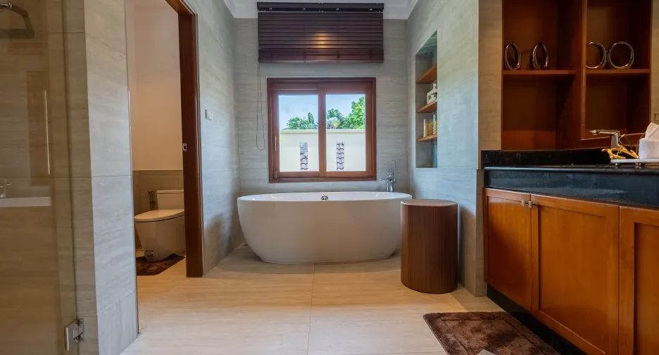 For rent 7 bedrooms villa in Thalang, Phuket