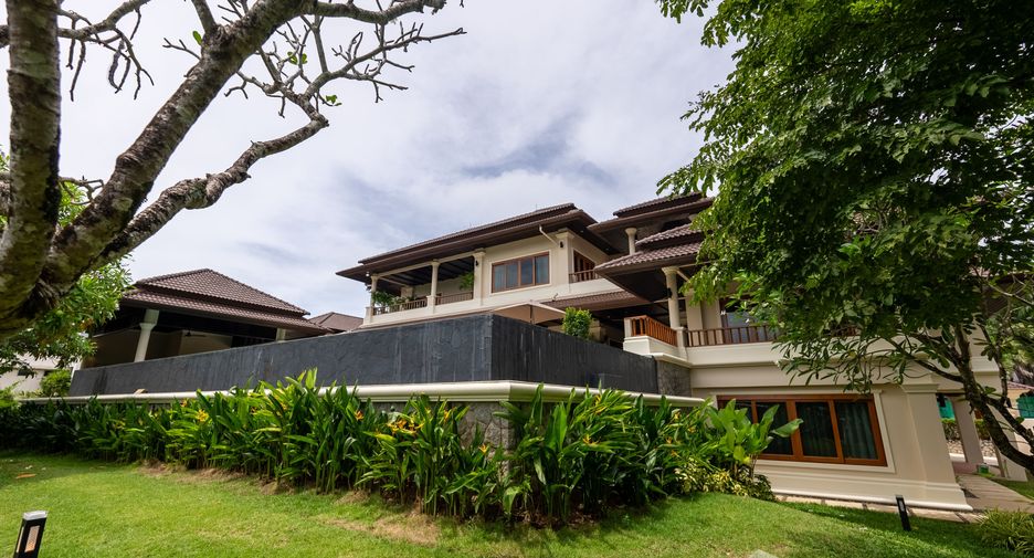 For rent 7 bedrooms villa in Thalang, Phuket