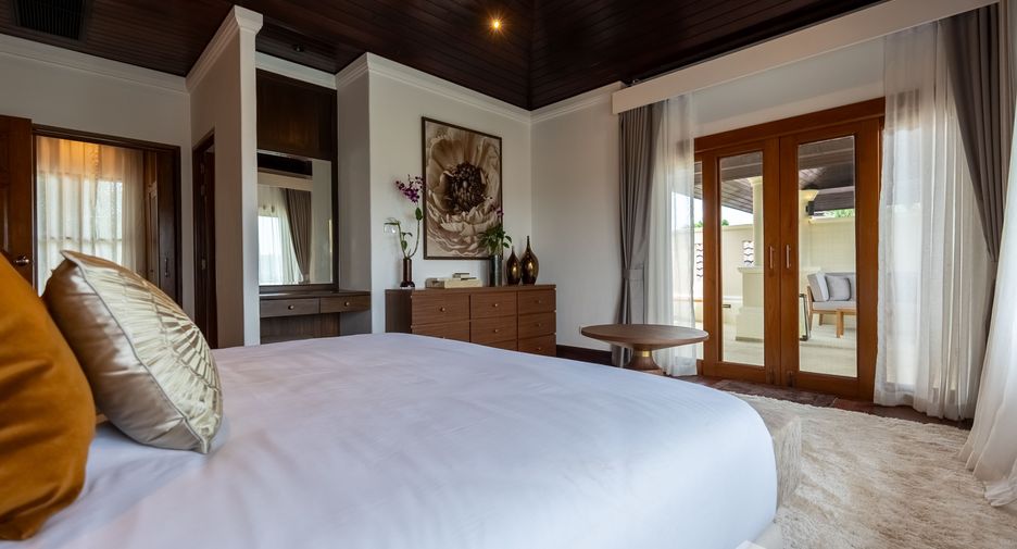 For rent 7 bedrooms villa in Thalang, Phuket