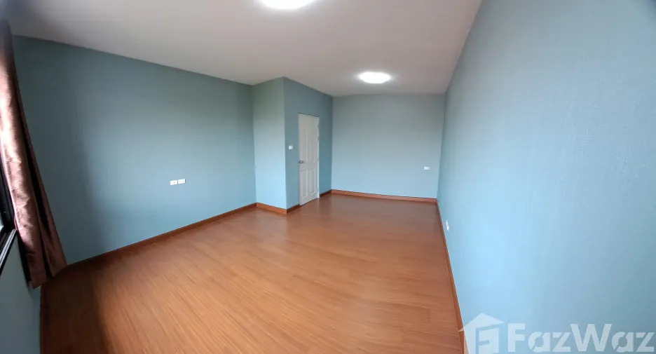 Reihenhaus zum Kauf mit 4 Zimmer in Khan Na Yao, Bangkok