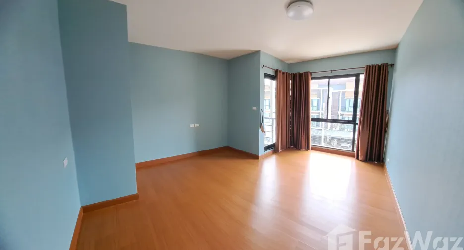Reihenhaus zum Kauf mit 4 Zimmer in Khan Na Yao, Bangkok