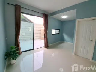Продажа 4 спальни таунхаус в Кхан На Яо, Бангкок