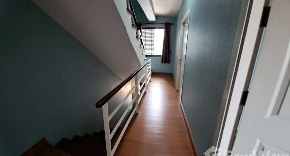 Reihenhaus zum Kauf mit 4 Zimmer in Khan Na Yao, Bangkok