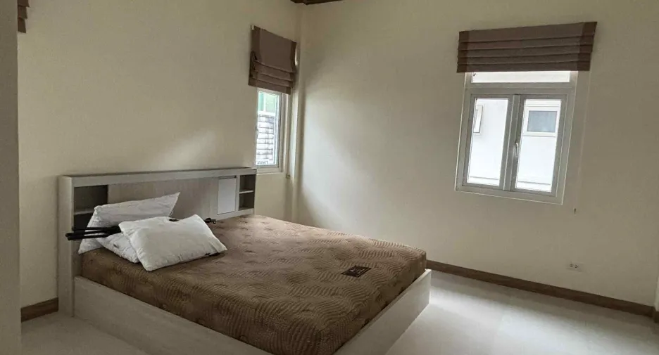 For rent 3 bedrooms house in Bang Lamung, Chonburi