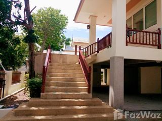 À louer 3 chambres maison à Bang Lamung, Chonburi
