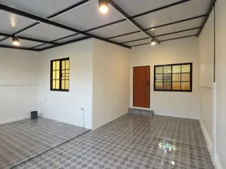 For sale 2 bedrooms townhouse in Lat Lum Kaeo, Pathum Thani