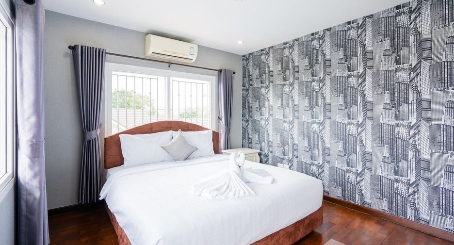 Villa en venta de 5 habitaciones en Bang Lamung, Chonburi