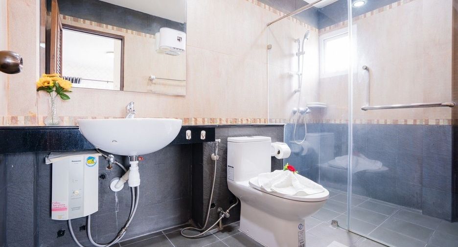 Villa en venta de 5 habitaciones en Bang Lamung, Chonburi