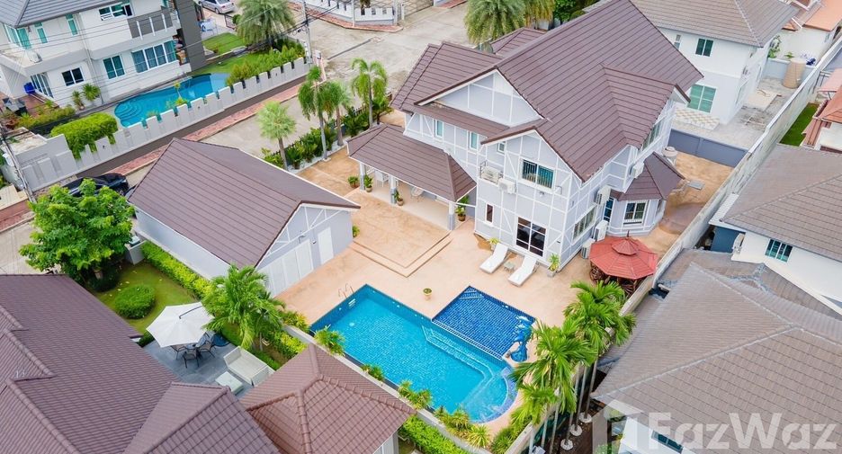 Villa en venta de 5 habitaciones en Bang Lamung, Chonburi