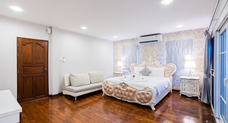 Villa en venta de 5 habitaciones en Bang Lamung, Chonburi