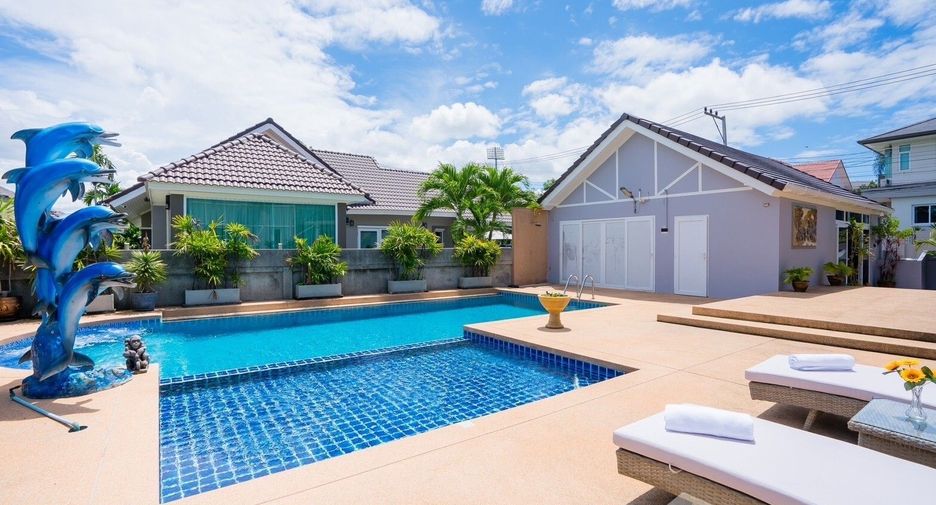 Villa en venta de 5 habitaciones en Bang Lamung, Chonburi