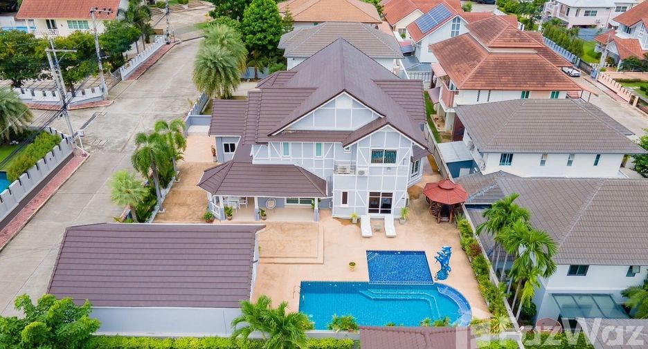 Villa en venta de 5 habitaciones en Bang Lamung, Chonburi