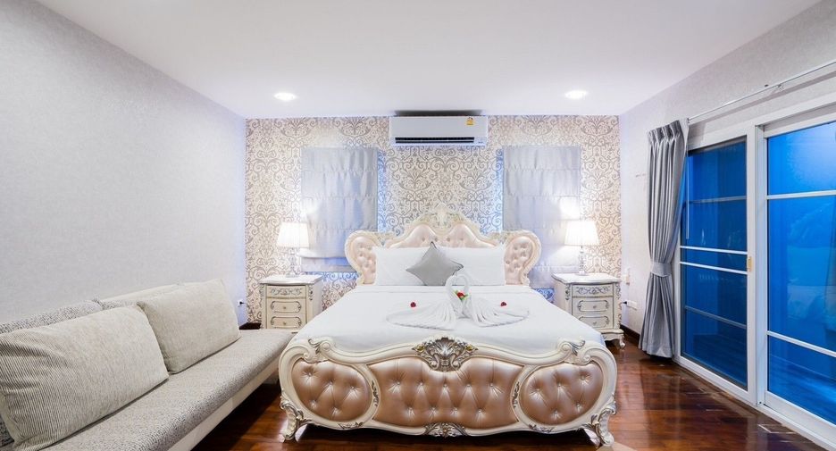 Villa en venta de 5 habitaciones en Bang Lamung, Chonburi