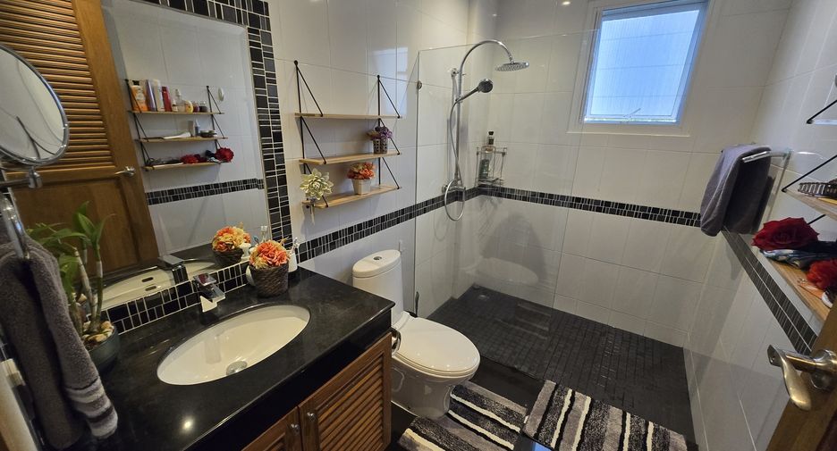 Condo en venta de 3 habitaciones en Thalang, Phuket