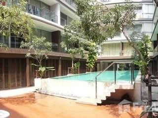 出售 1 卧室 公寓 在 Bang Phlat, 曼谷