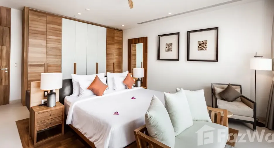 For sale 7 bedrooms villa in Thalang, Phuket