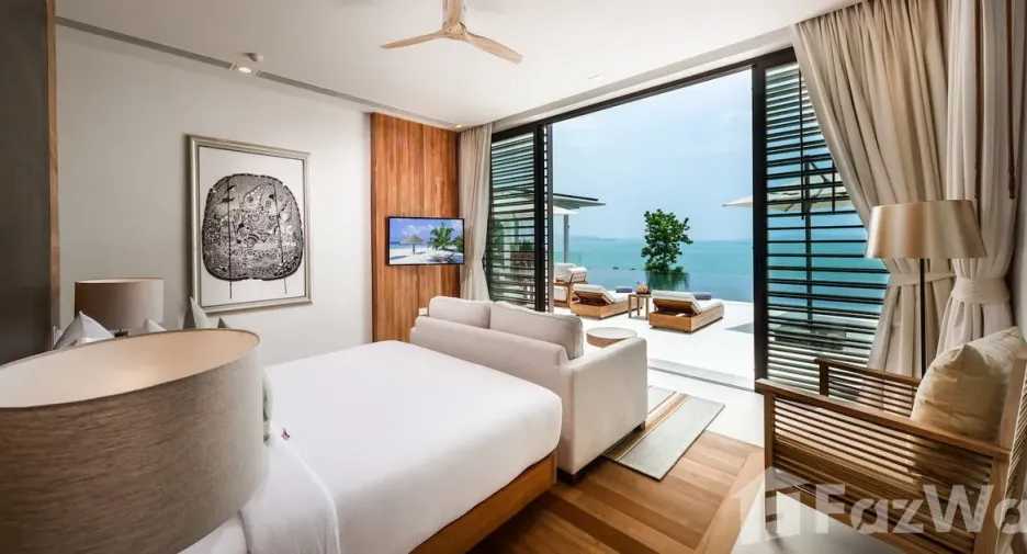 For sale 7 bedrooms villa in Thalang, Phuket