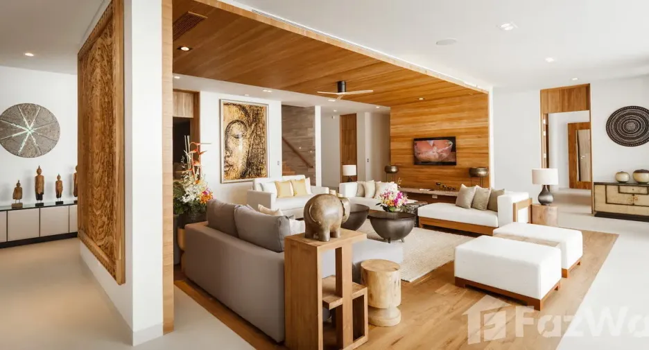 For sale 7 bedrooms villa in Thalang, Phuket