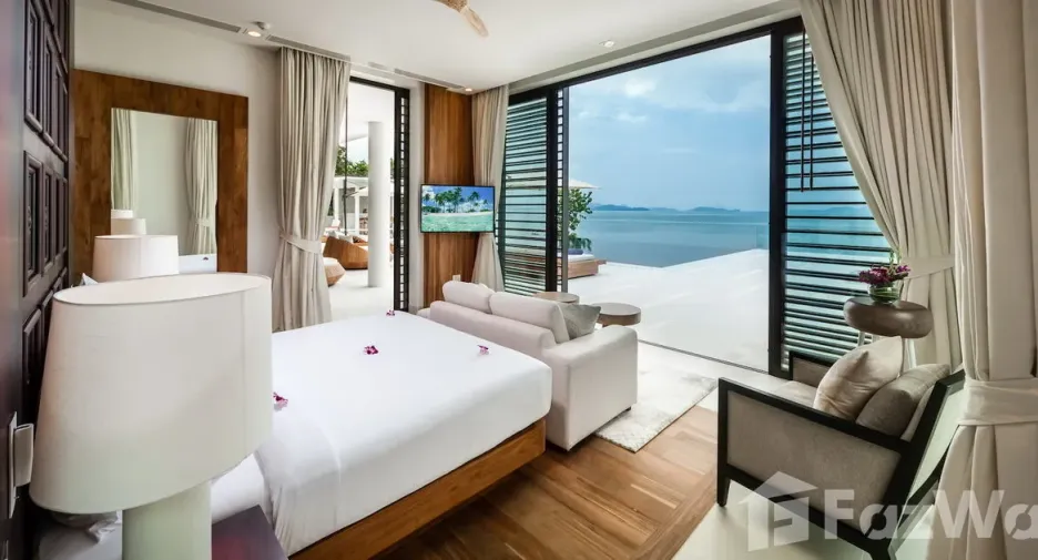 For sale 7 bedrooms villa in Thalang, Phuket
