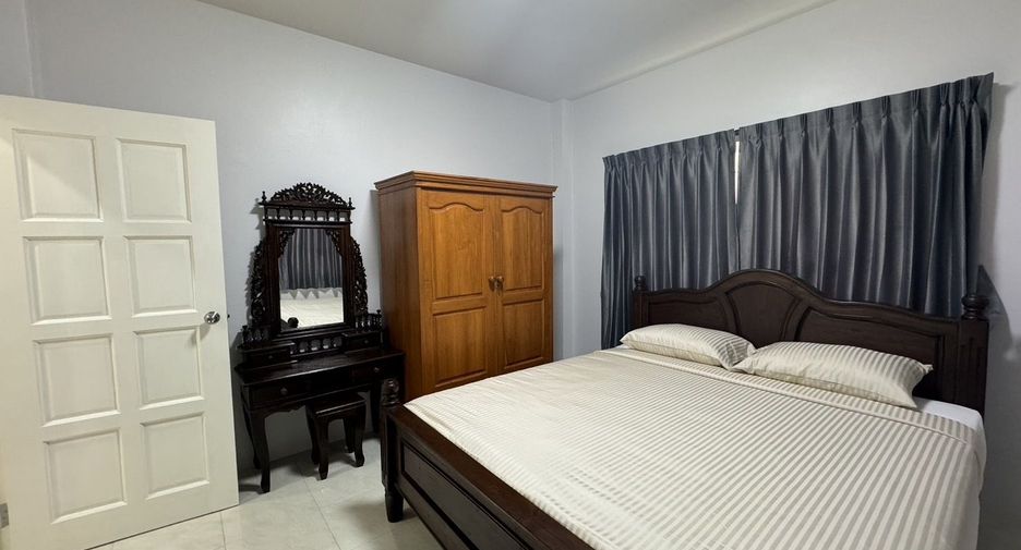For rent 3 bedrooms house in Mueang Phuket, Phuket