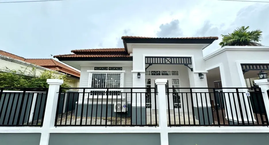 For rent 3 bedrooms house in Mueang Phuket, Phuket