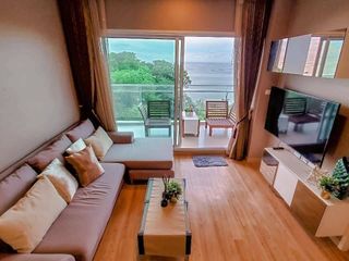 Condo en venta de 2 habitaciones en Si Racha, Chonburi