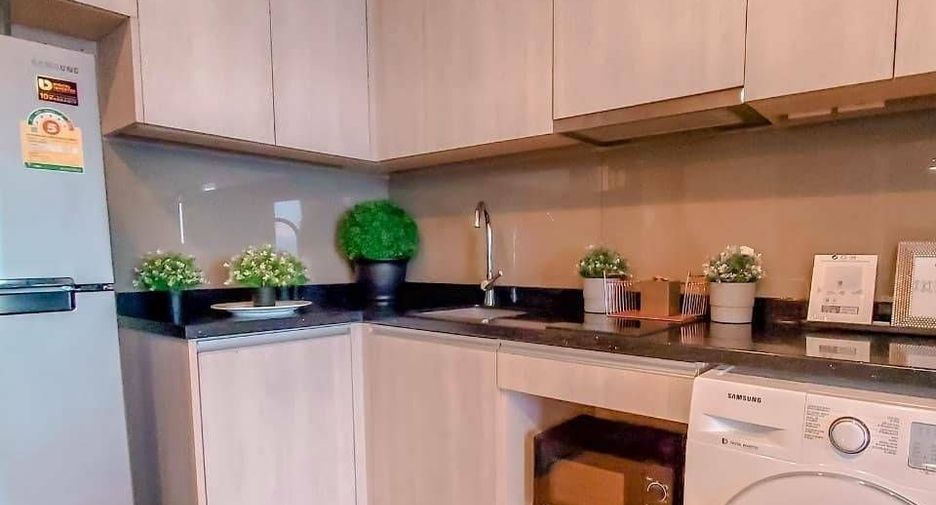 For sale 2 bedrooms condo in Si Racha, Chonburi