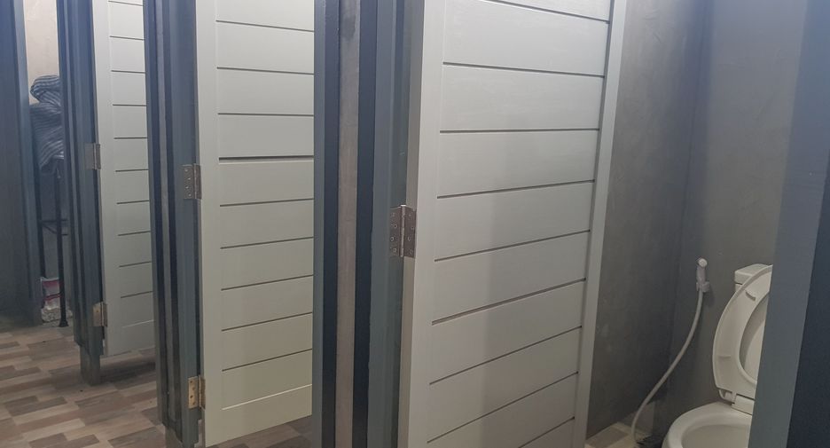 For rent 1 bed retail Space in Lam Luk Ka, Pathum Thani