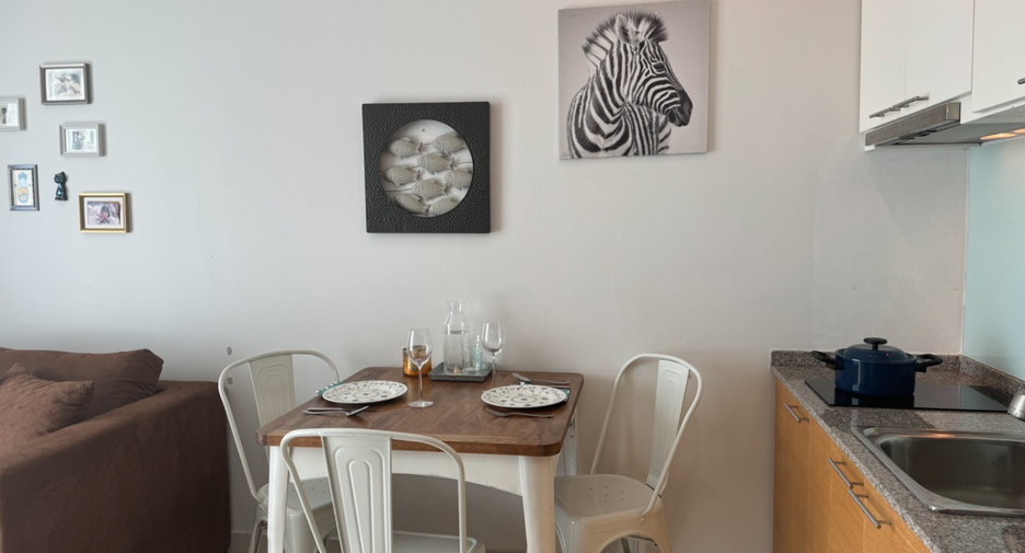 For sale 1 bed condo 