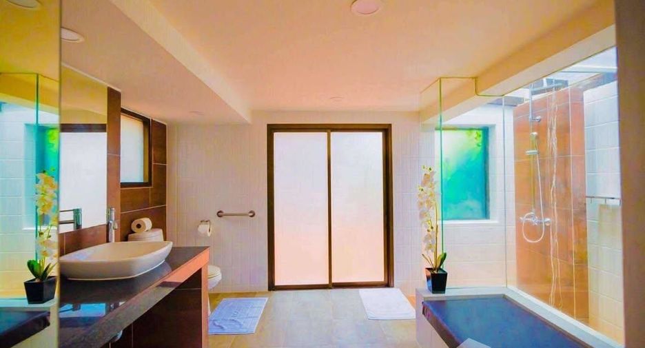 ขาย และ ให้เช่า 3 ห้องนอน บ้านเดี่ยว ใน เมืองภูเก็ต, ภูเก็ต