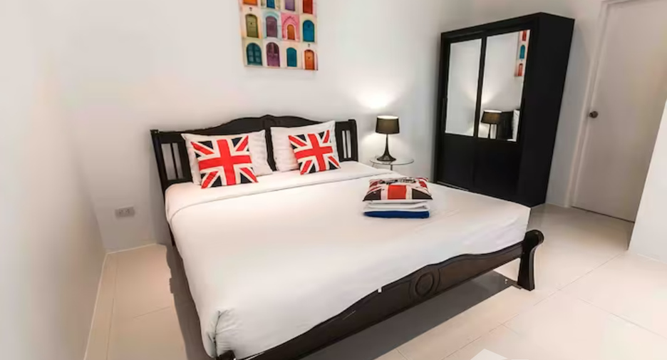 For sale 3 bedrooms condo in Mueang Phuket, Phuket