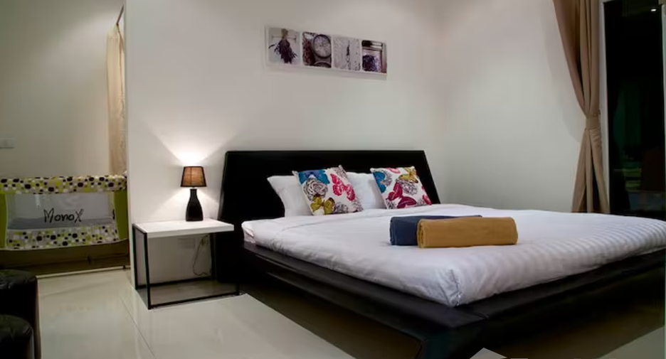 For sale 3 bedrooms condo in Mueang Phuket, Phuket