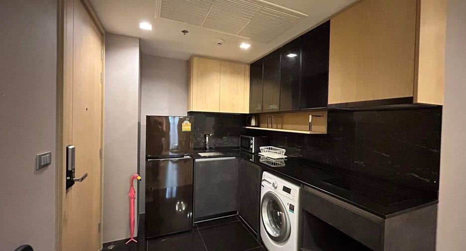 À vendre et à louer 2 chambres condo à Chatuchak, Bangkok