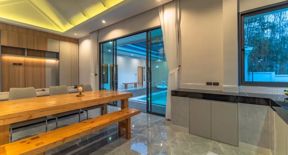 For sale 3 bedrooms villa in Mueang Krabi, Krabi