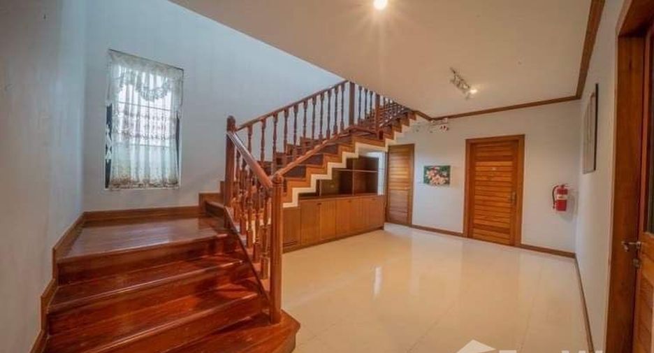 For rent 5 ベッドルーム house in Mueang Phuket, Phuket