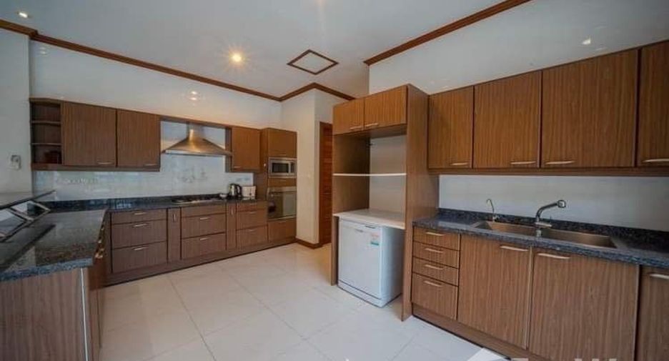 For rent 5 ベッドルーム house in Mueang Phuket, Phuket