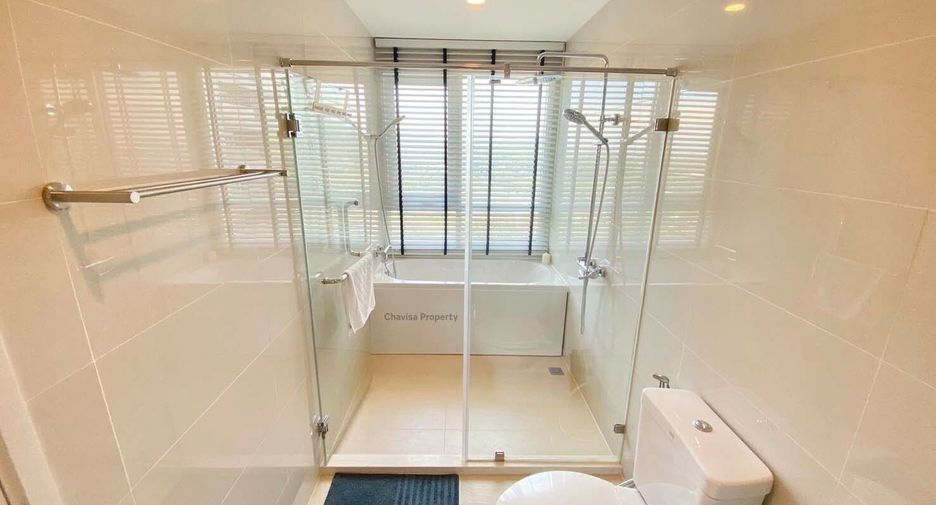 For sale 2 bedrooms condo in Si Racha, Chonburi