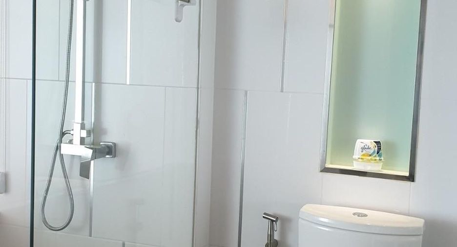 For sale 1 bed condo in Mueang Rayong, Rayong