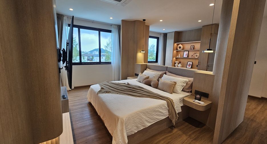 For sale and for rent 4 bedrooms villa in Mueang Phuket, Phuket