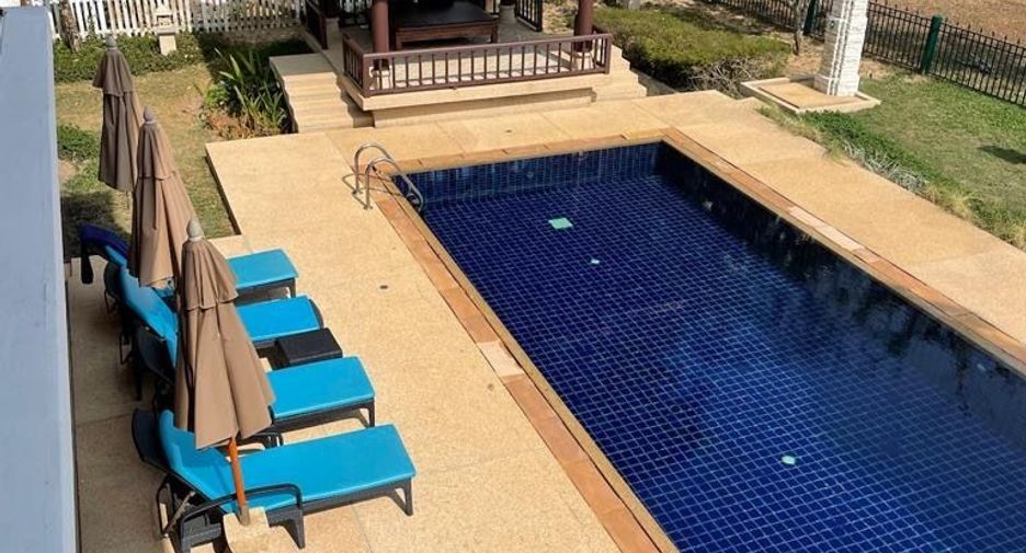 For rent 4 bedrooms villa in Thalang, Phuket