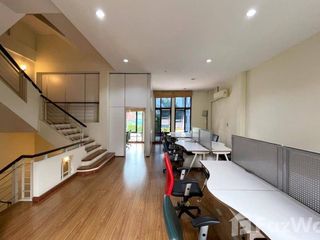 For sale 3 bedrooms townhouse in Bang Na, Bangkok