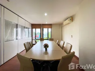 Casa adosada en venta de 3 habitaciones en Bang Na, Bangkok