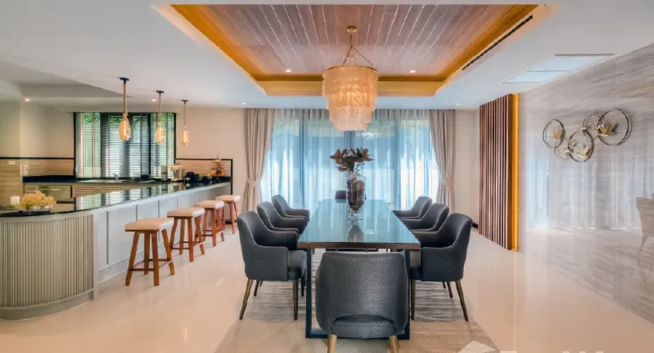 For rent 5 bedrooms villa in Thalang, Phuket