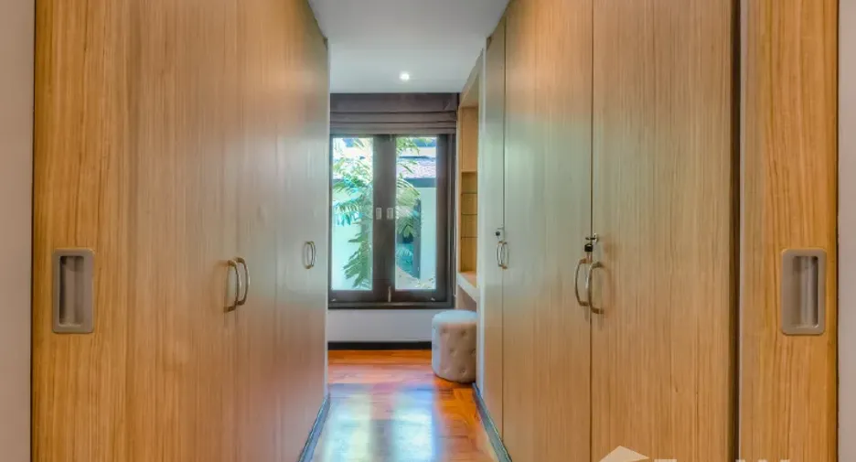 For rent 5 bedrooms villa in Thalang, Phuket