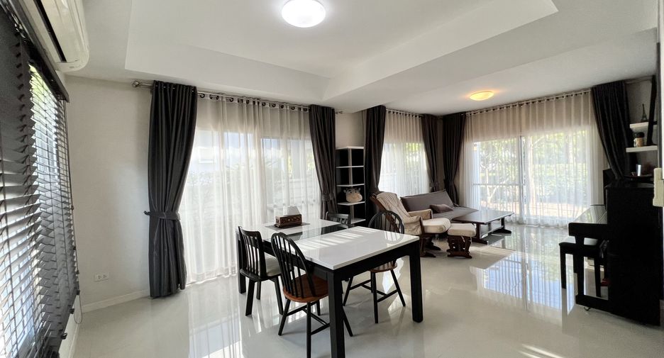 For rent 3 bedrooms house in Mueang Udon Thani, Udon Thani