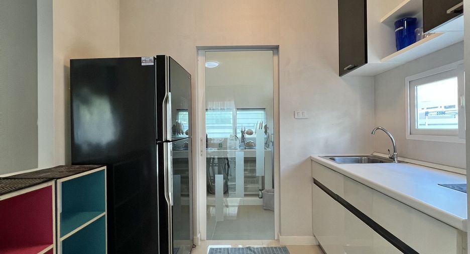 For rent 3 bedrooms house in Mueang Udon Thani, Udon Thani