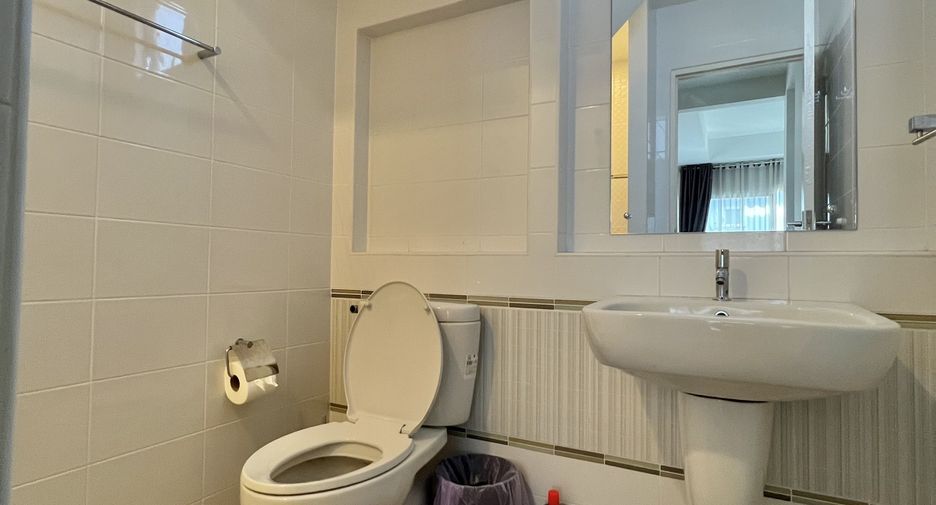 For rent 3 bedrooms house in Mueang Udon Thani, Udon Thani