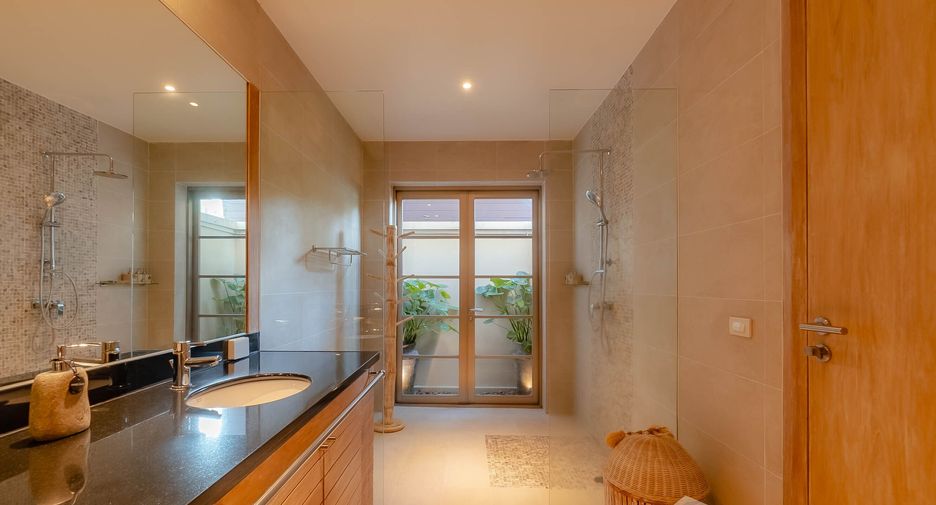 For rent 3 ベッドルーム villa in Thalang, Phuket