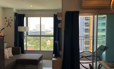 Condo en venta de 2 habitaciones 