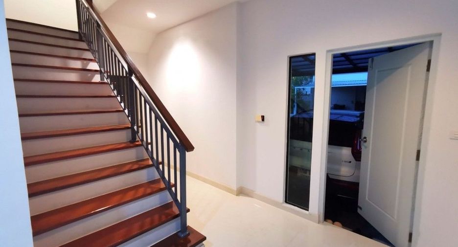 À vendre 3 chambres maison à Bang Khen, Bangkok